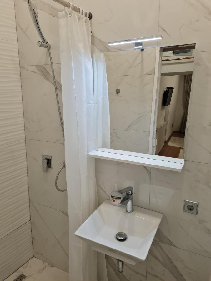 Dino Apartment Sarajevo Ngoại thất bức ảnh